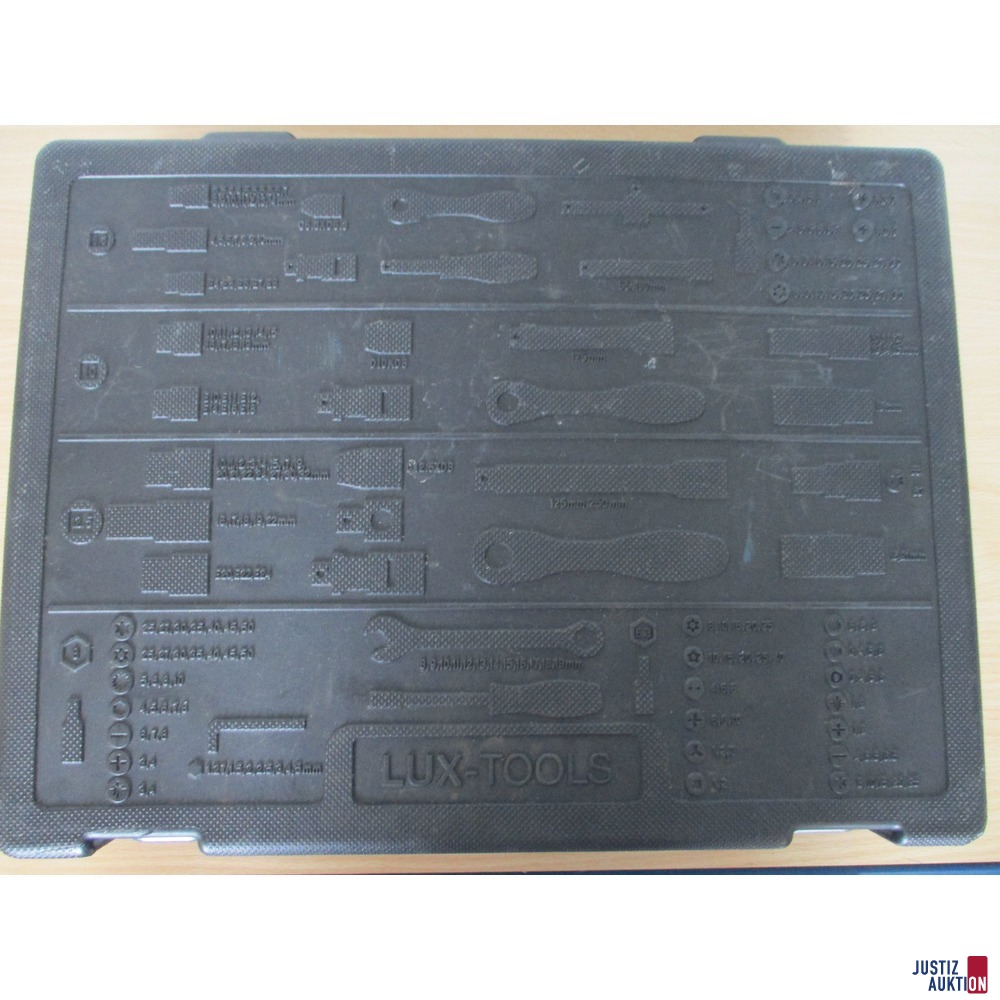 Werkzeugkoffer LUX-Tools Außenansicht 2