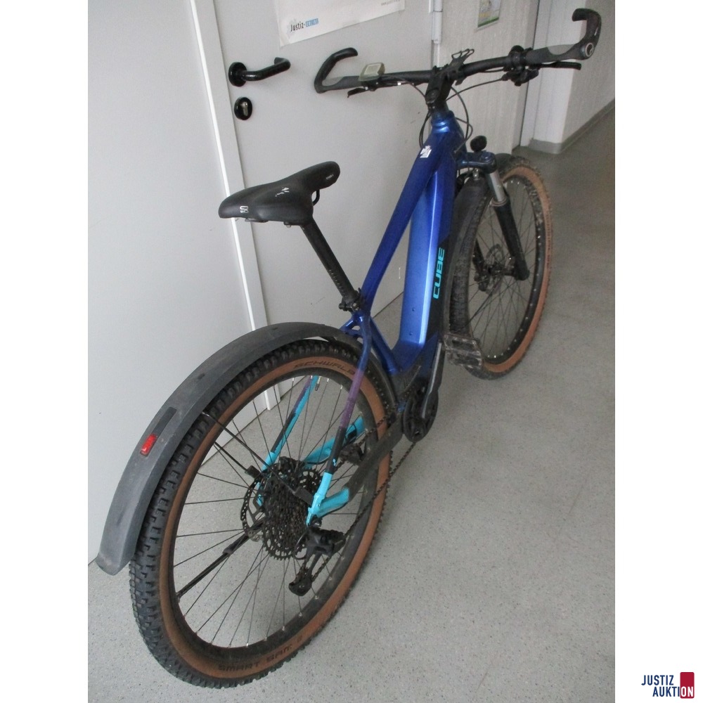 Cube E-Bike Ansicht von hinten