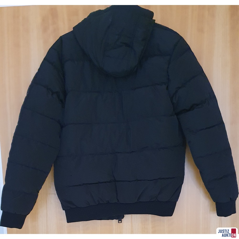 Winterjacke Rückansicht