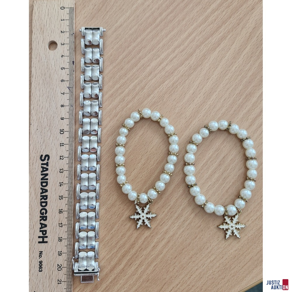 Armbänder