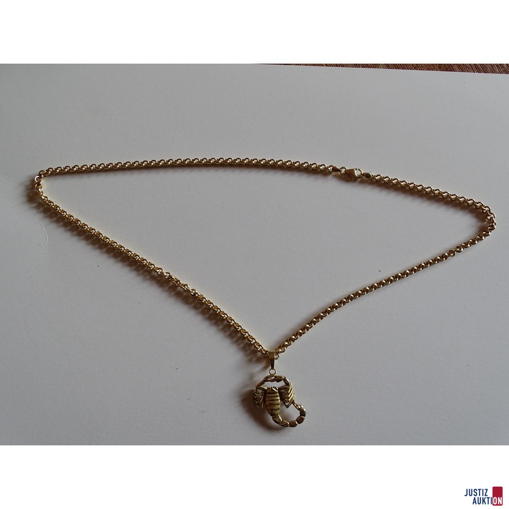 Kette mit Anhänger
