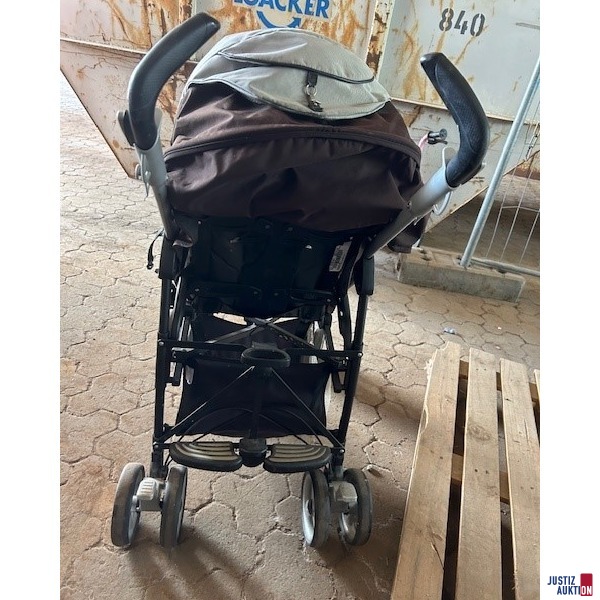 Buggy von hinten