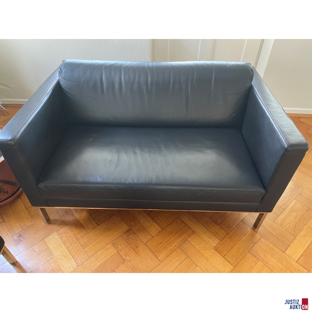2er-Couch – kavel bij Justiz-Auktion, Brühl