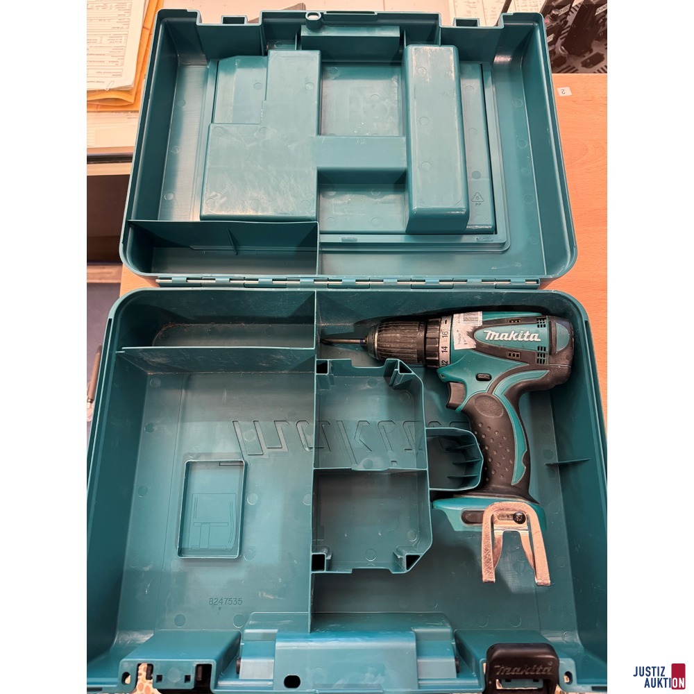 Makita Akkuschrauber BDF440 mit 14,4 Volt ohne Akku und ohne Ladegerät.