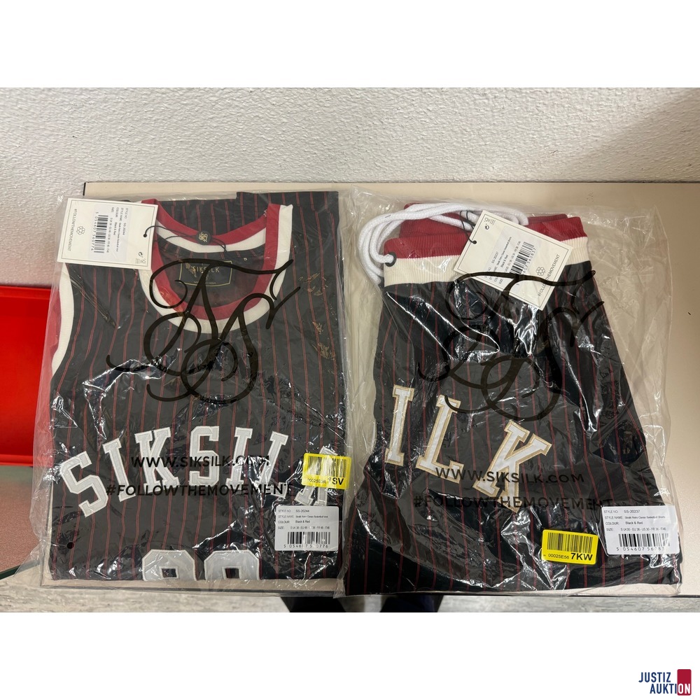 1 Baseball-Shorts "SIKSILK" Retro Classic, Größe EU 38, Farbe: black&amp;red,1 Baseball-Vest (ärmelloses Shirt) "SILKSILK" Retro Classic, Größe EU 48, Farbe: black&amp;red