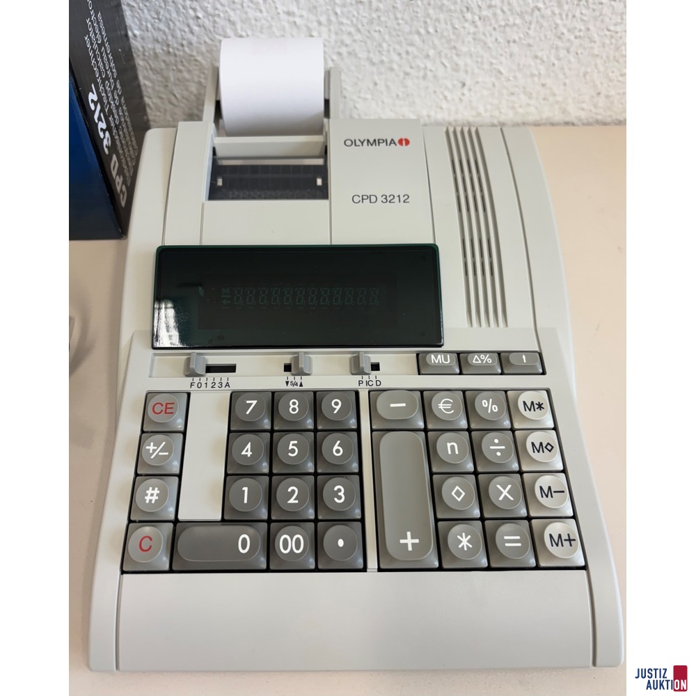 Vorderansicht Tischrechner