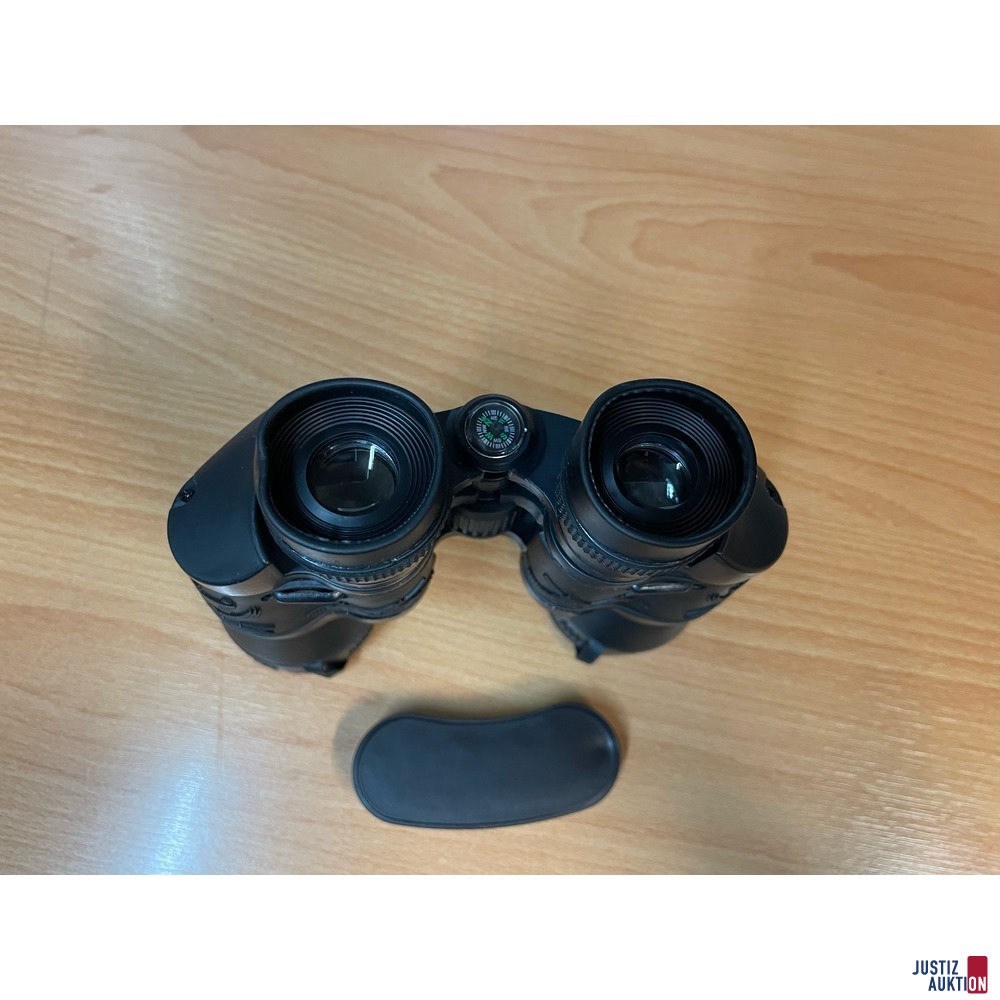 Fernglas mit Abdeckung