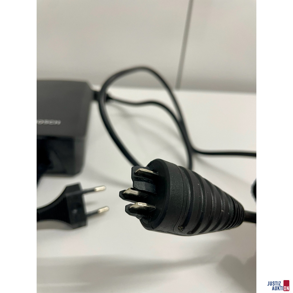 Charger&sol;Stecker