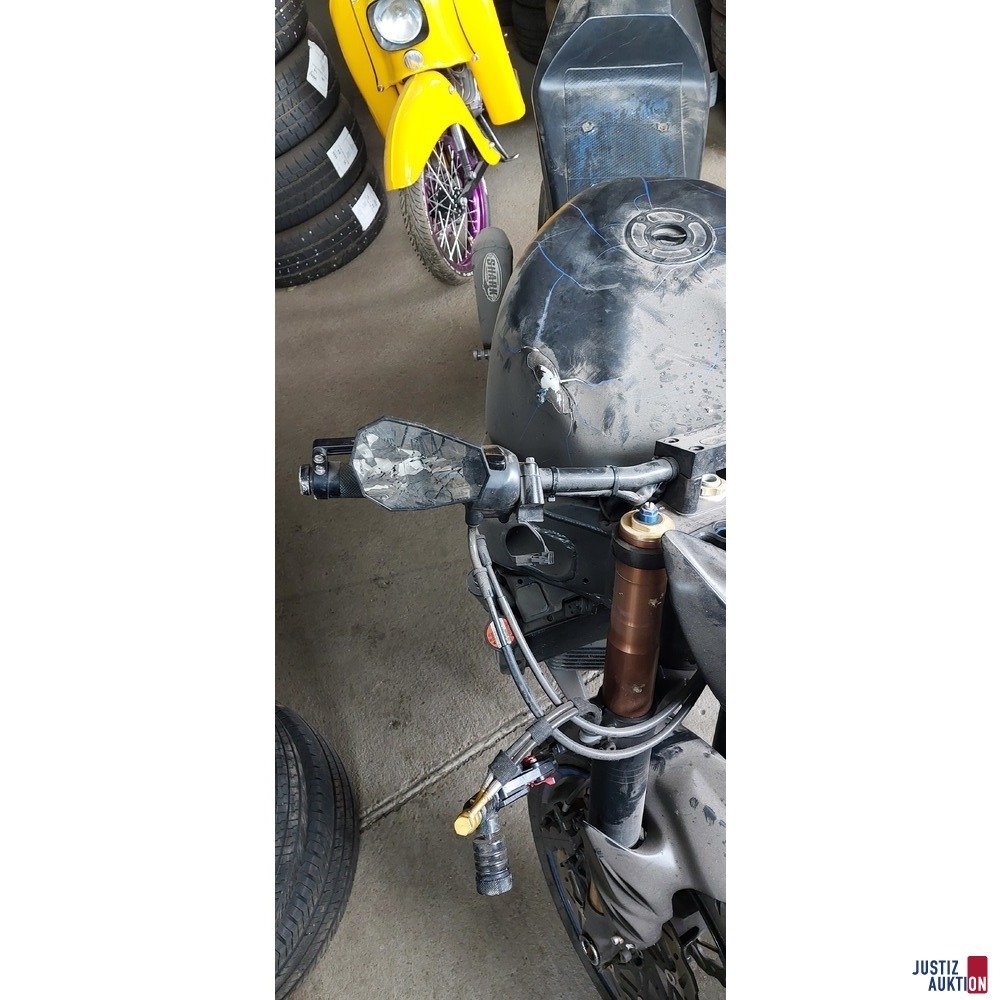 Lenker mit Tank und Besch&auml;digung