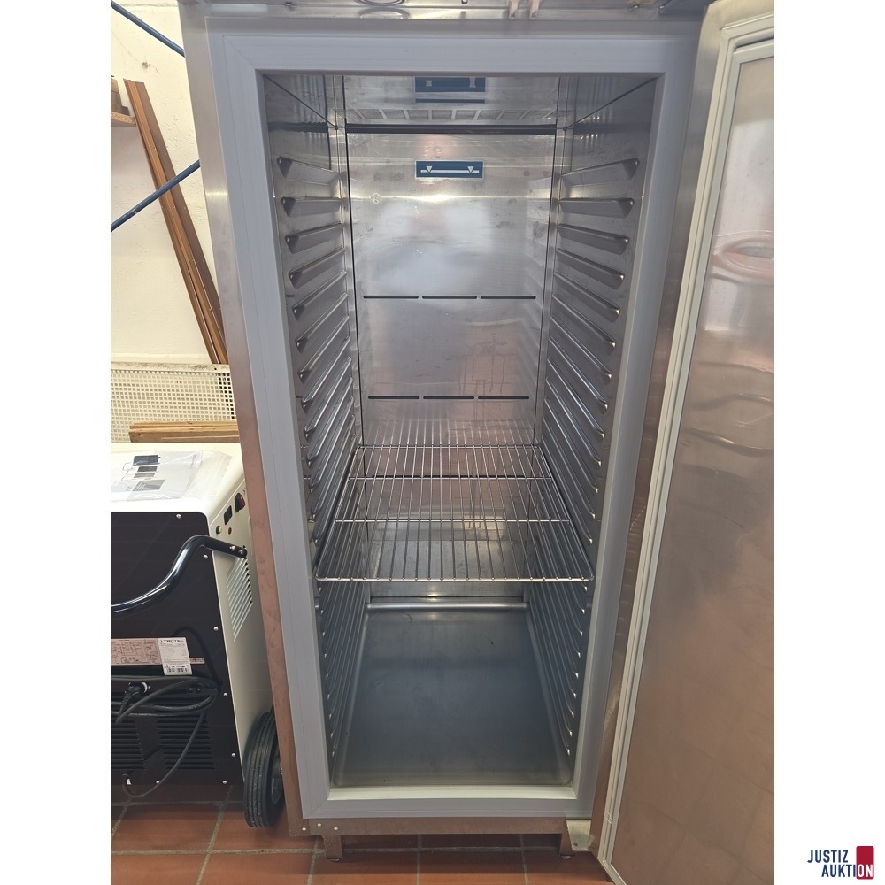 Frontansicht ge&ouml;ffnet