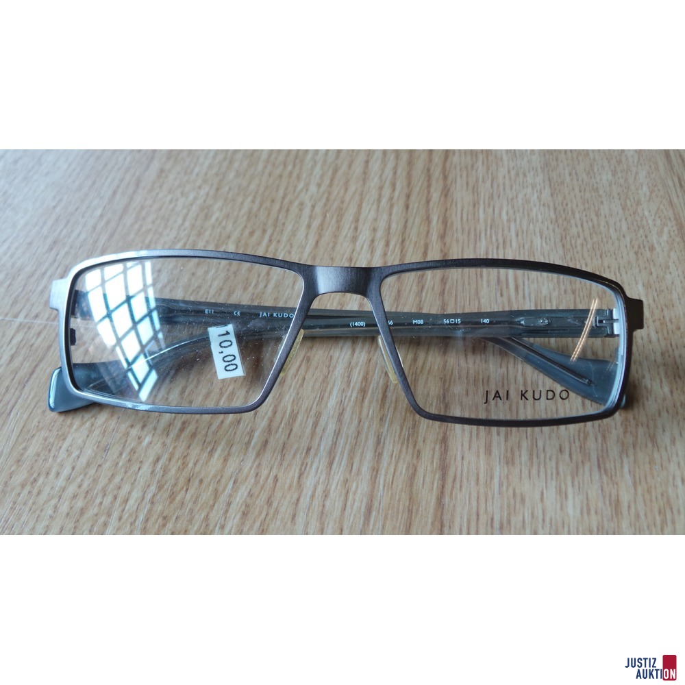 Brille 8