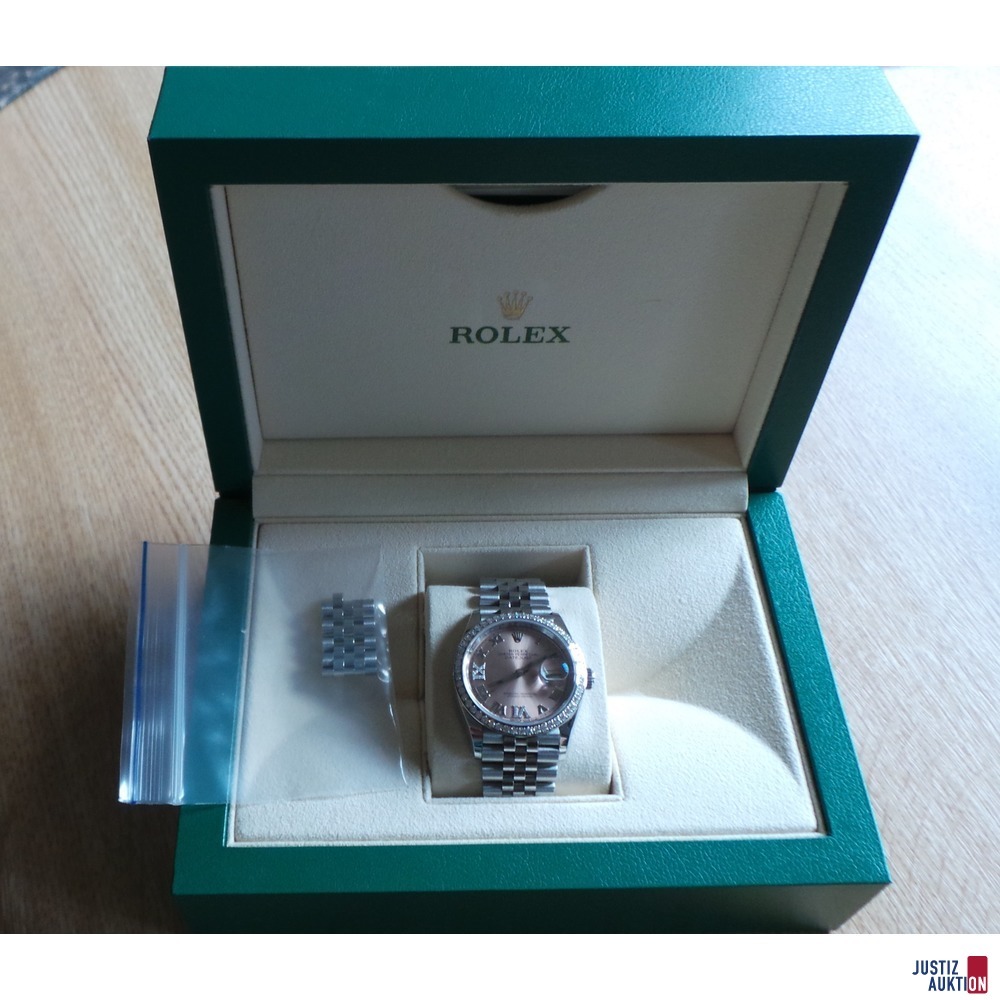 Uhr in Box