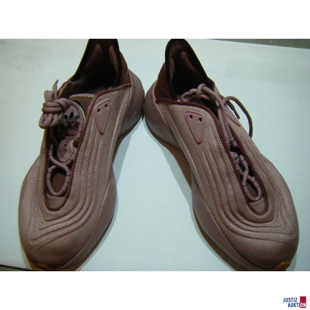 Adidas Sneaker