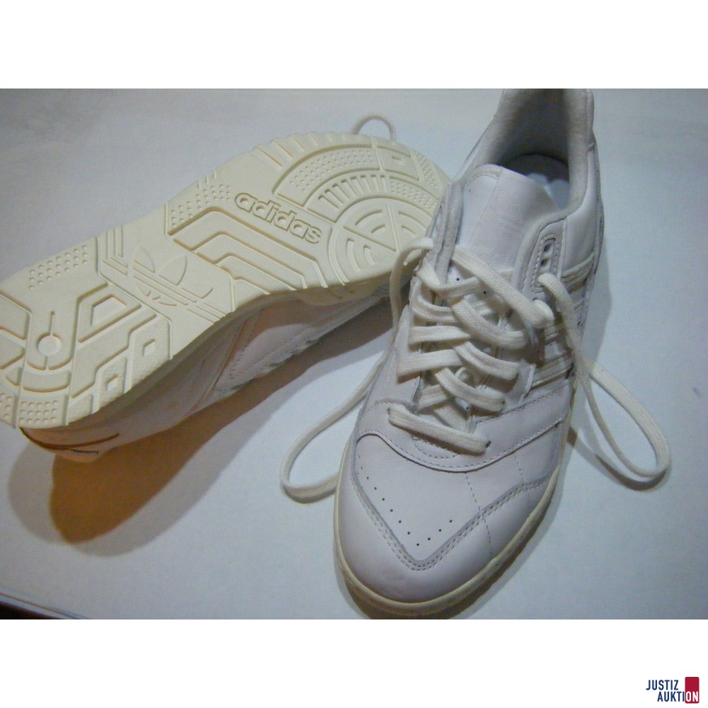 Adidas weiß