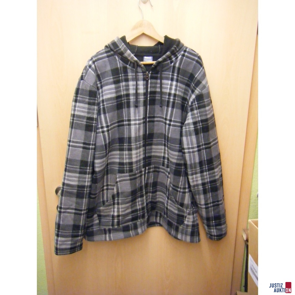 Jacke mit Kapuze