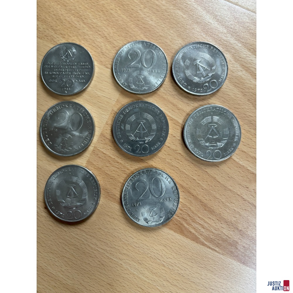 20,- DM Münzen vorne