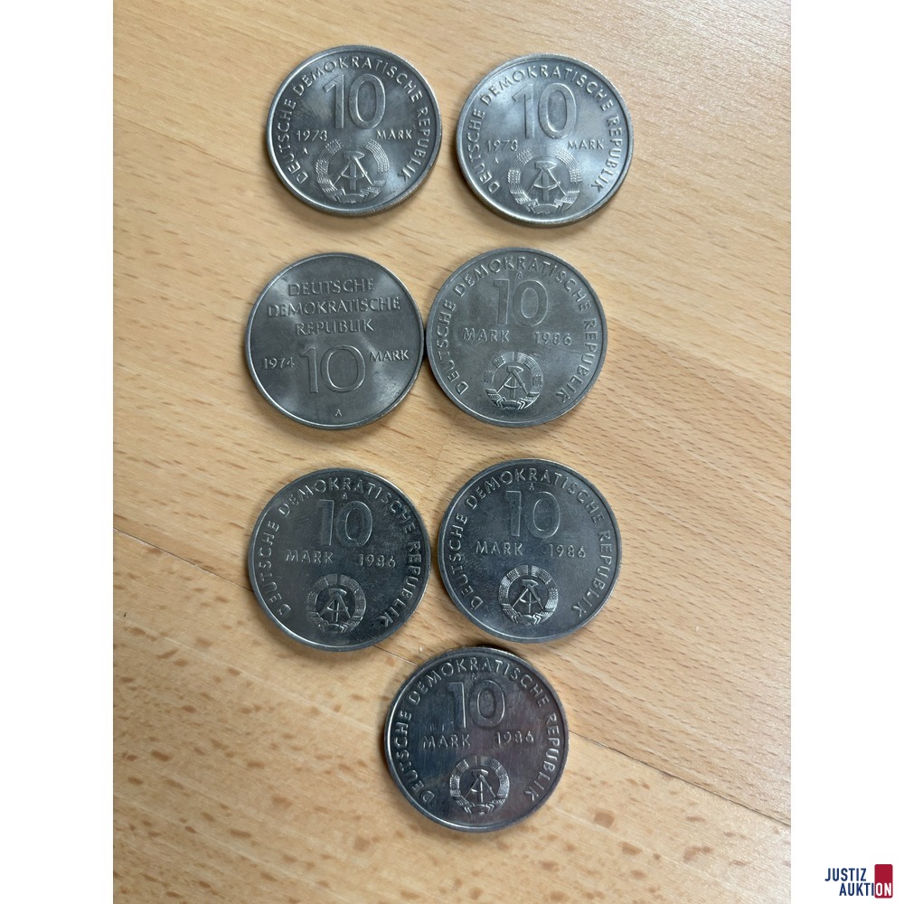 10,- DM Münzen vorne