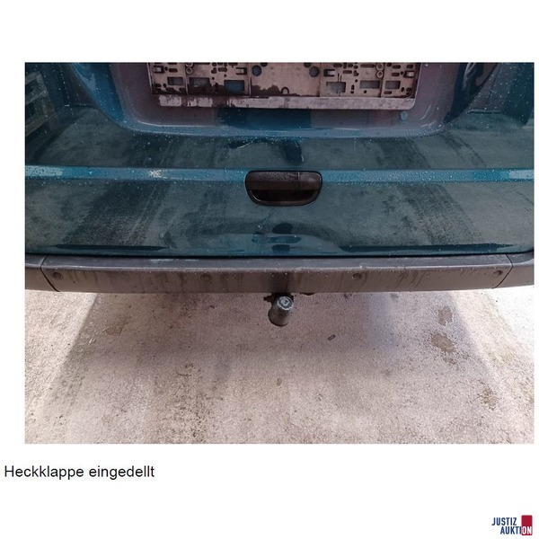 Heckklappe eingedellt