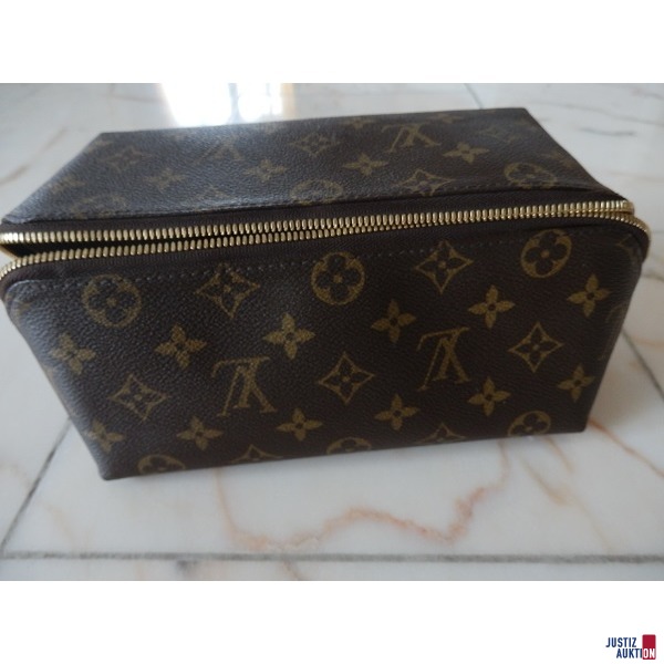 louis vuitton kulturtasche damen