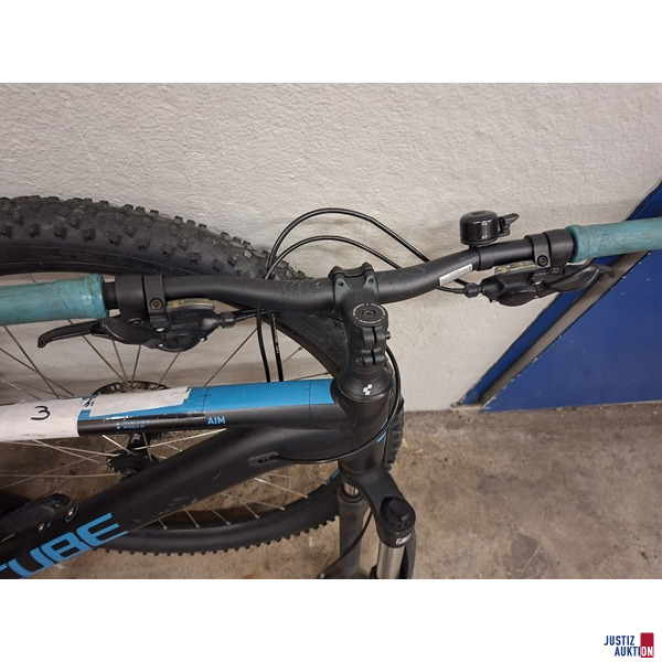 Mountainbike CUBE Frame schwarz m.blau RNR:WCW6988Rxxx – foto 4 – kavel bij Justiz-Auktion, Augsburg