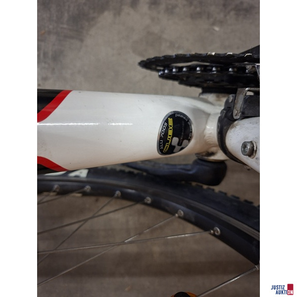 Mountainbike Cube schwarz weiß RNr. WOWC31xxx – foto 5 – kavel bij Justiz-Auktion, Augsburg