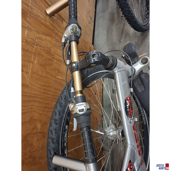 Mountainbike Milfa silber RNR. OKO4E65xxx – foto 4 – kavel bij Justiz-Auktion, Augsburg