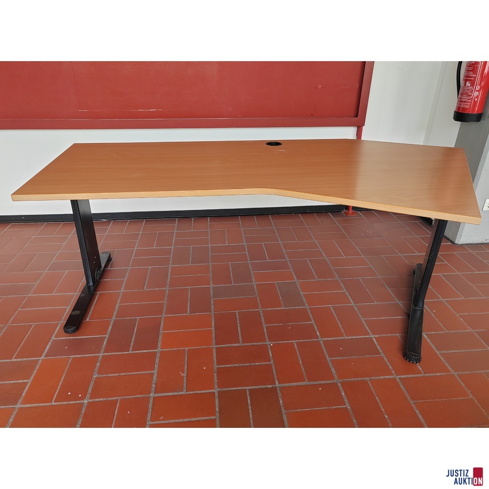 Schreibtisch rechts abgewinkelt
