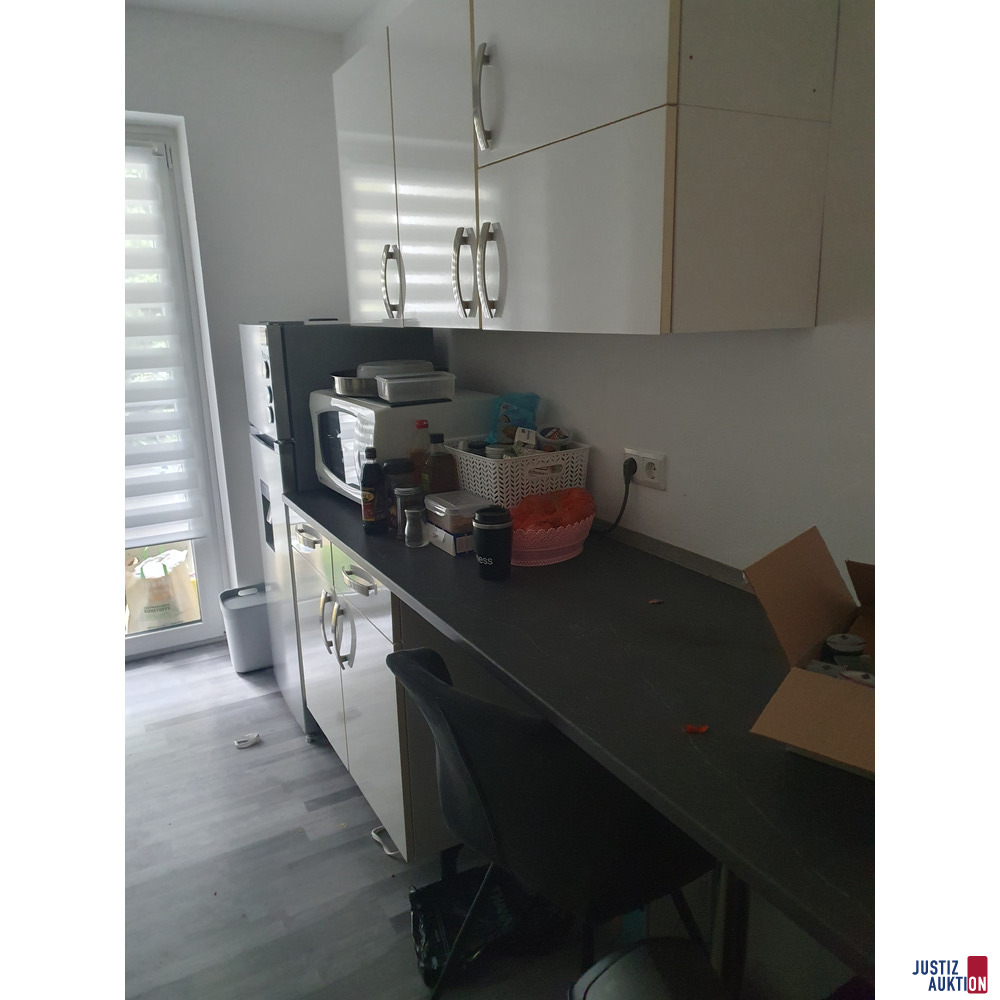 K&uuml;che&comma; Sp&uuml;lmaschine und K&uuml;hlschrank