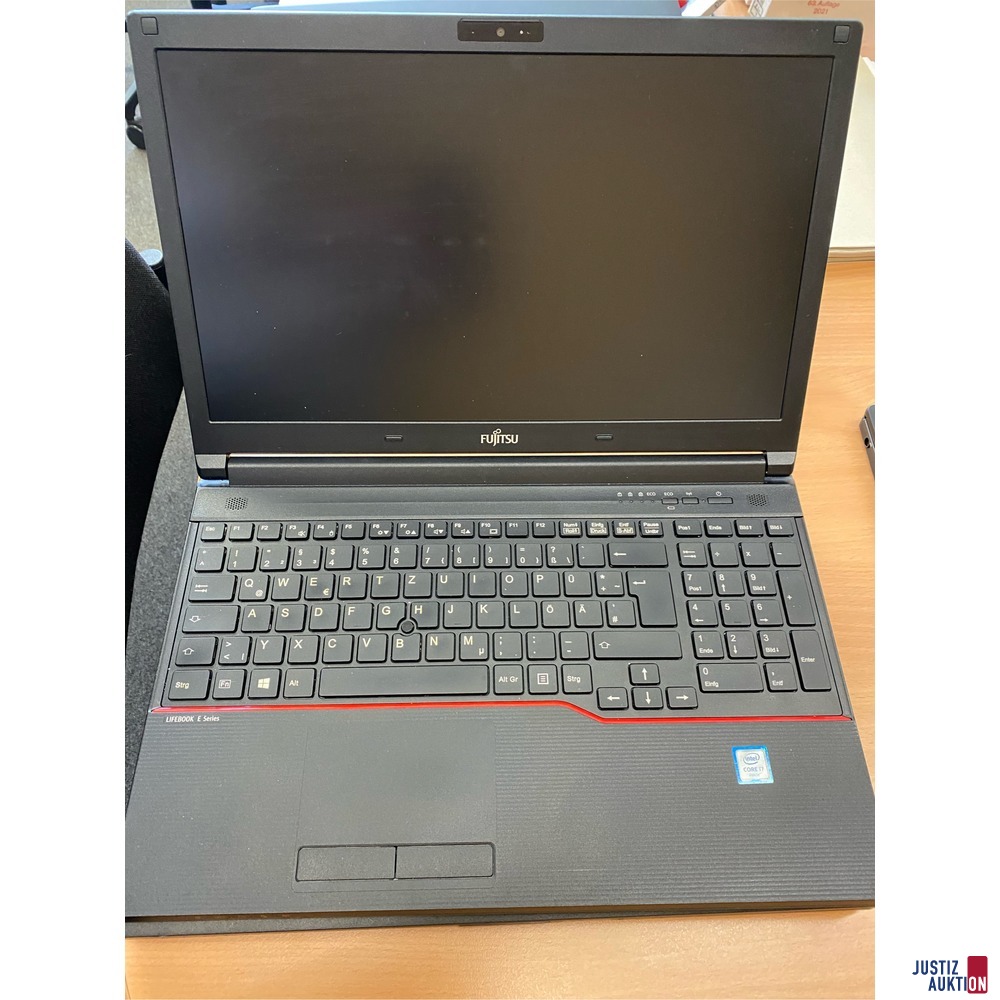 Notebook E556