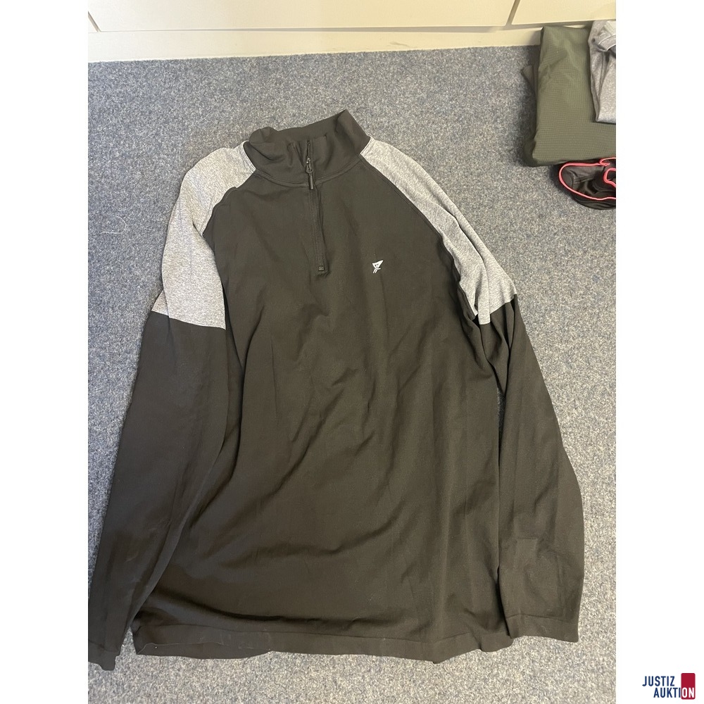 Langarm mit Zipper in schwarz