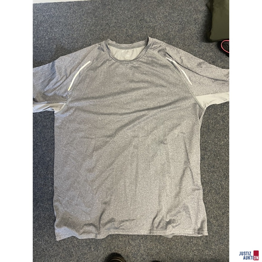 Shortshirt hellgrau