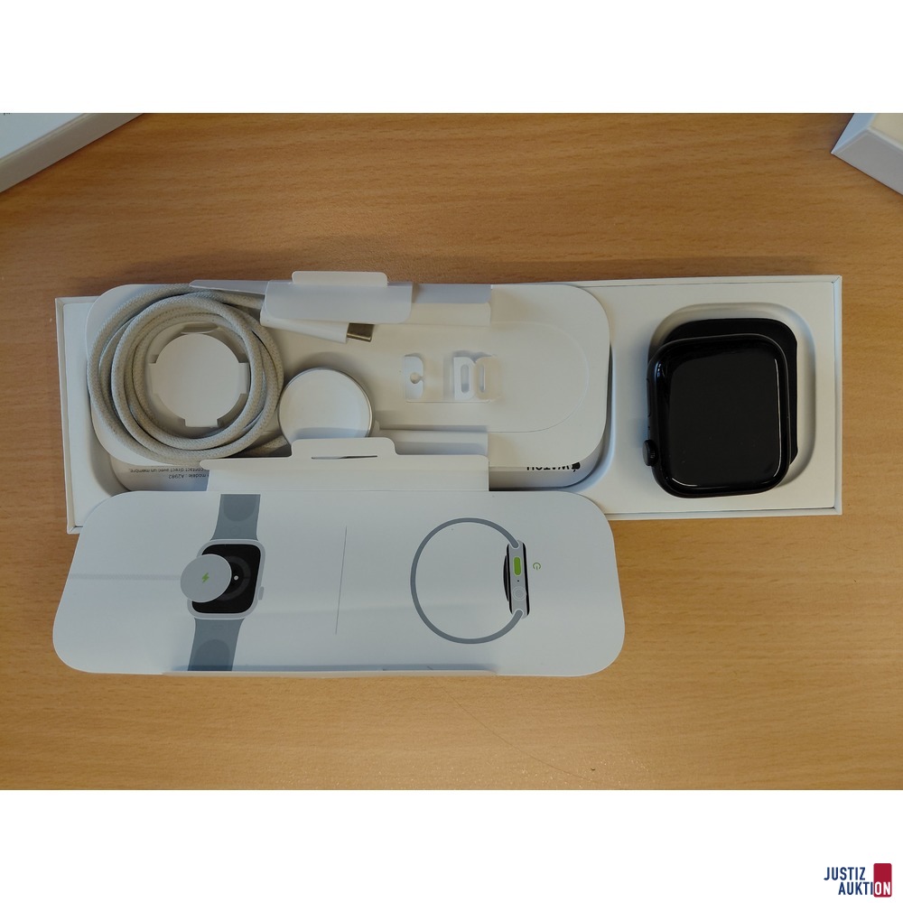 Apple Watch Series 9 &lpar;GPS&rpar; - 45-mm-Geh&auml;use &lpar;Modell&colon; A2980&rpar;