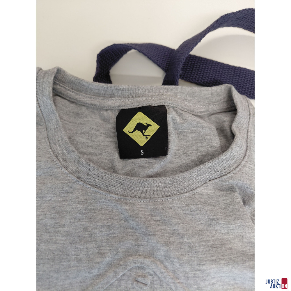 1 T-Shirt Kangaroos Small u&period;a&period;