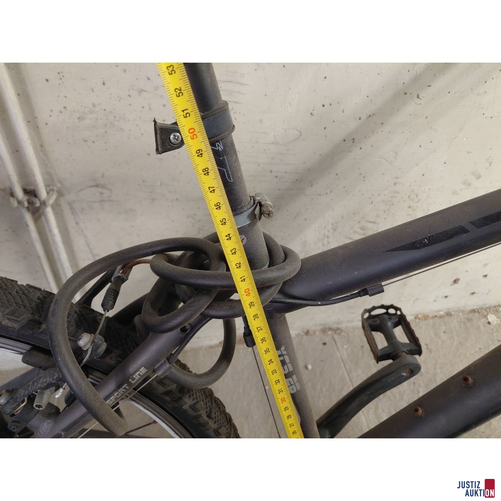 Mountainbike der Marke HT - Model XCS 26