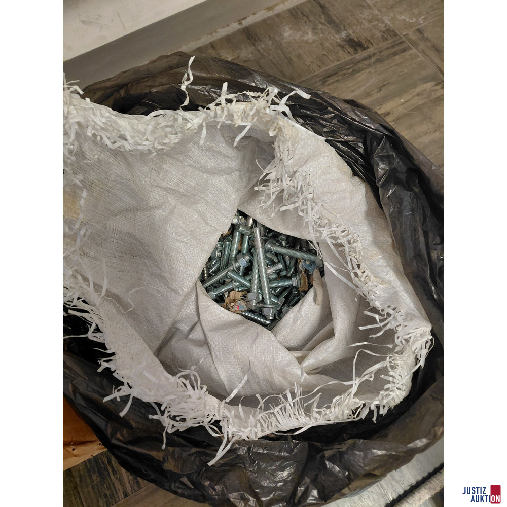 Diverses Baustellenmaterial