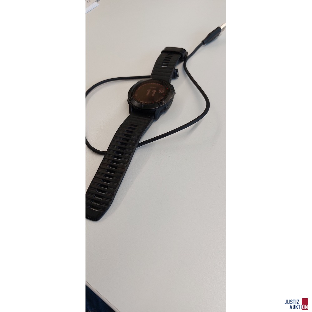 Garmin Fenix Armbanduhr 6 X Pro gebraucht/Gebrauchsspuren vorhanden