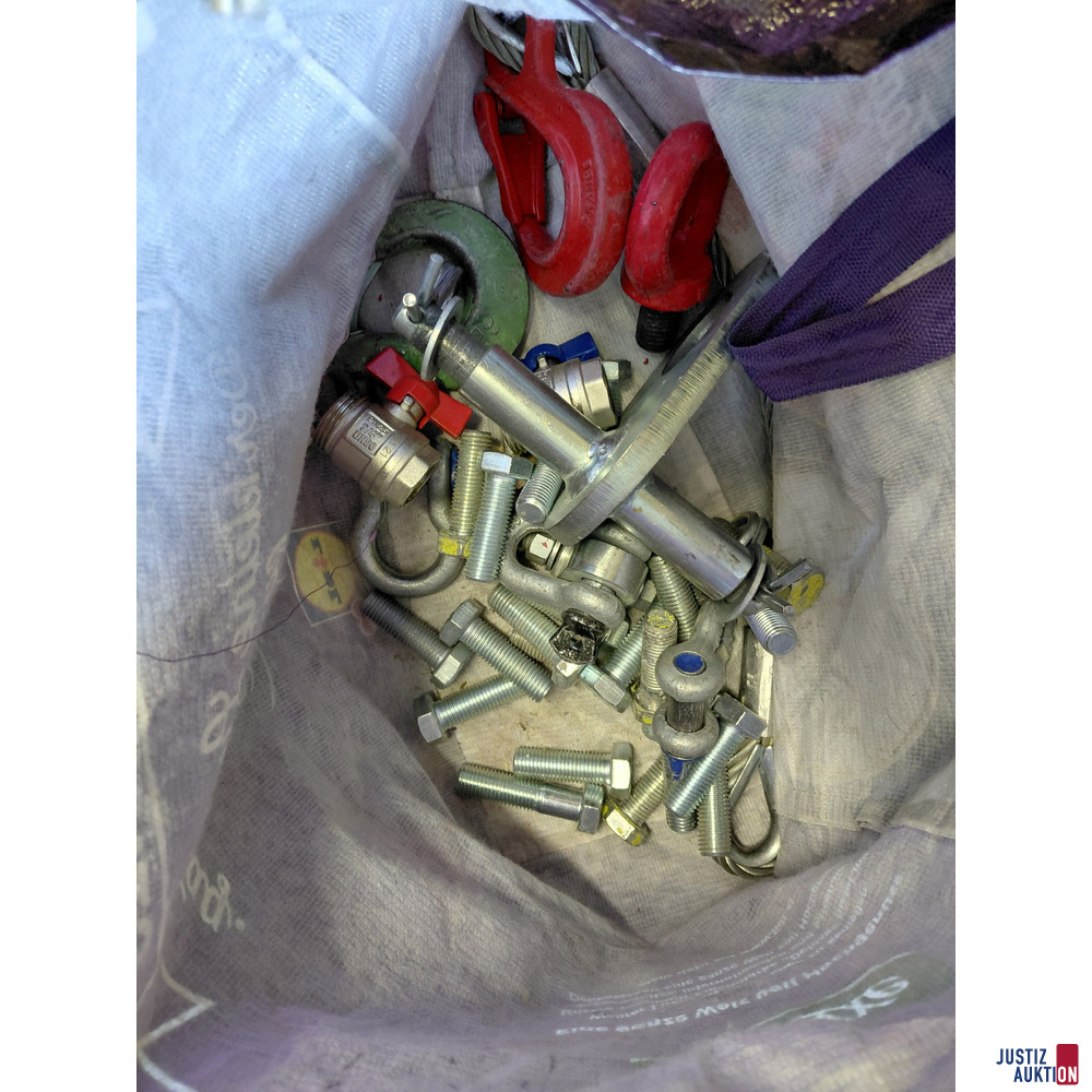 Diverses Baustellenmaterial