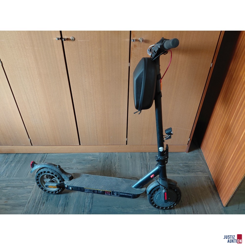 E-Scooter ohne Ladeger&auml;t&nbsp; - Model bzw&period; Hersteller unbekannt&nbsp;