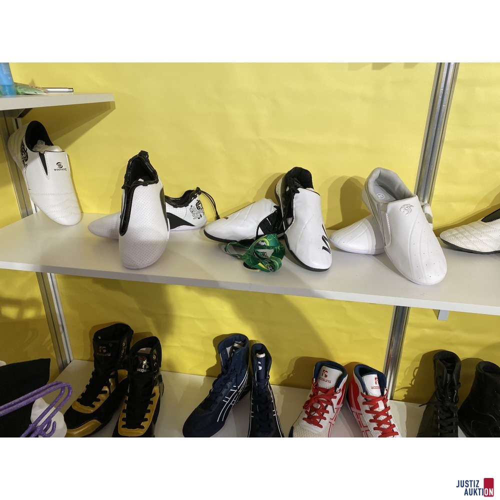 Schuhe
