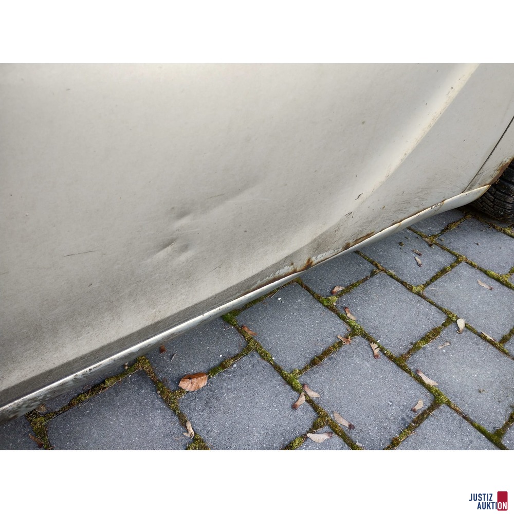 Schaden rechts