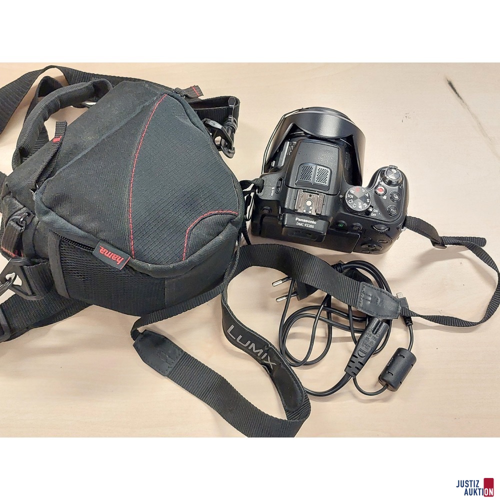 Fotoapparat der Marke Panasonic DMC-FZ200