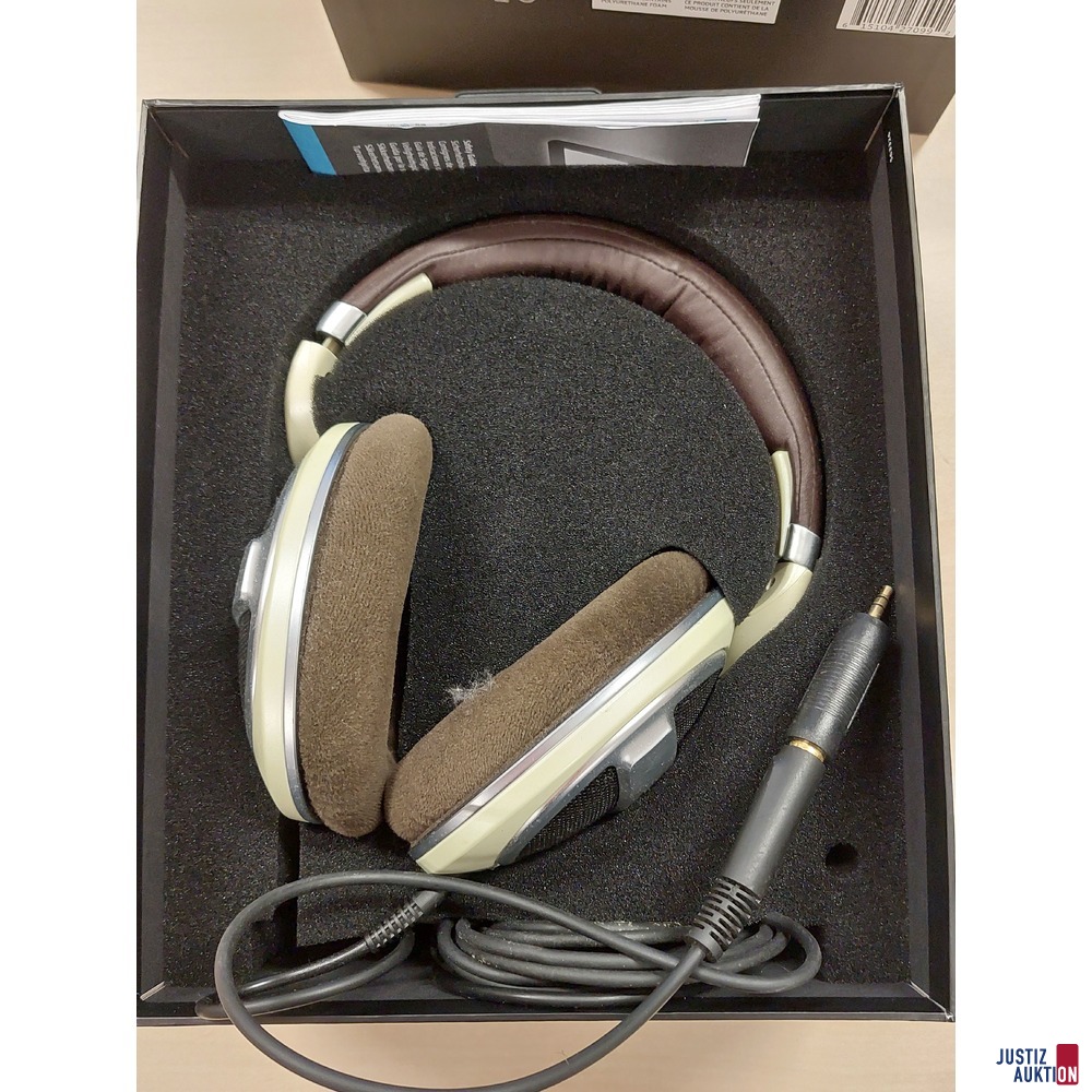 Kopfhörer der Marke Sennheiser HD 599