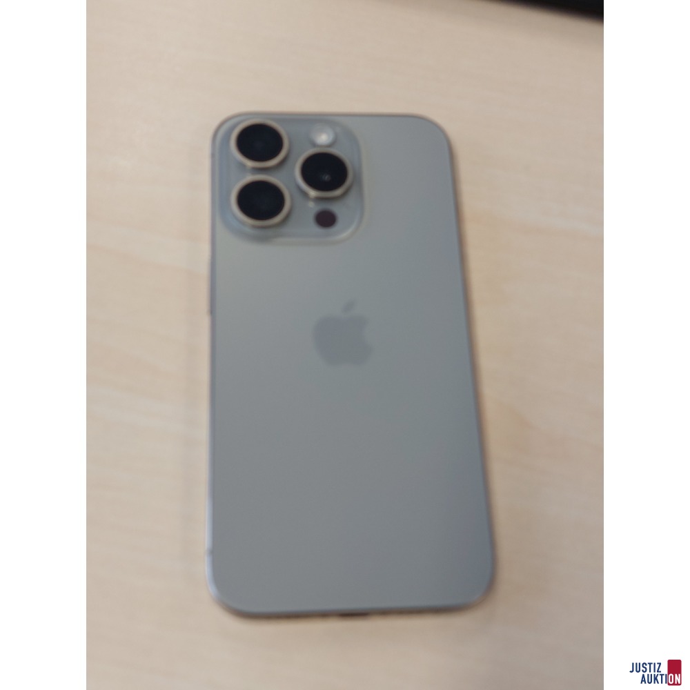 Handy der Marke Apple iPhone 15 Pro