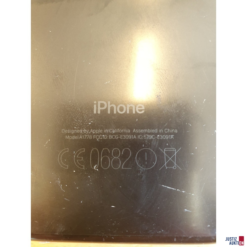 Apple iPhone 7 A-1778 gebraucht/Gebrauchsspuren vorhanden