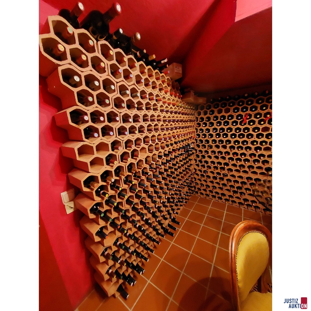 1494 diverse Flaschen Wein