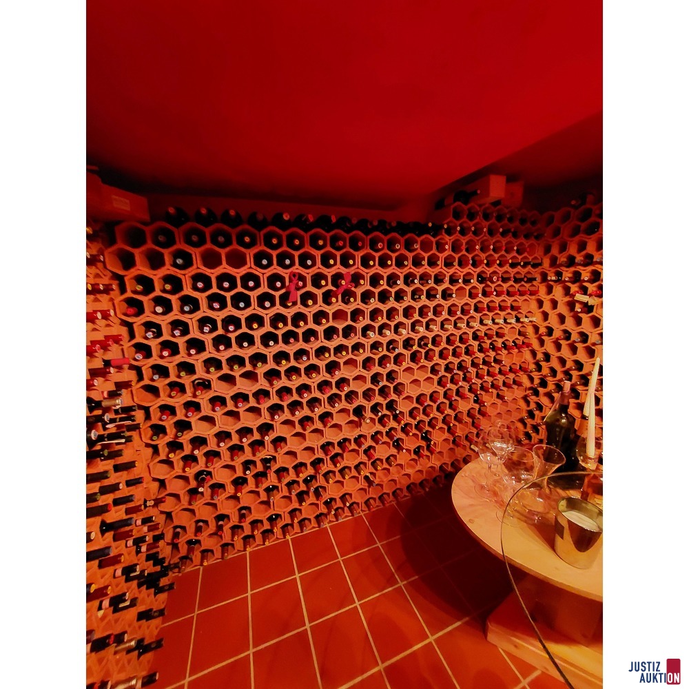 1494 diverse Flaschen Wein