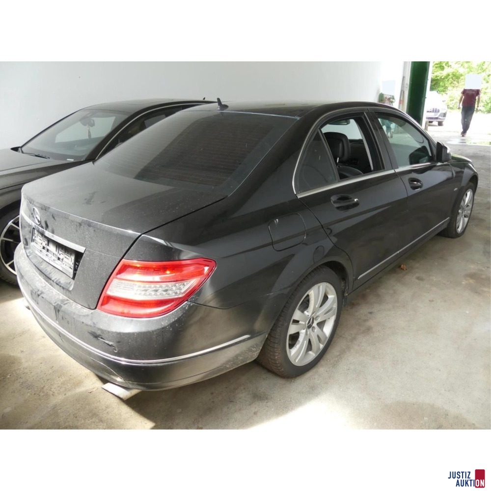 Mercedes 3