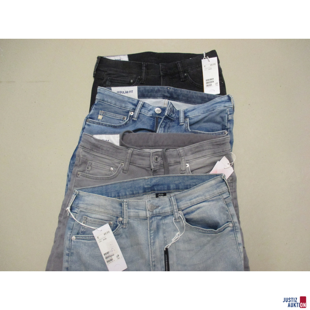 Bund von 4 Hosen