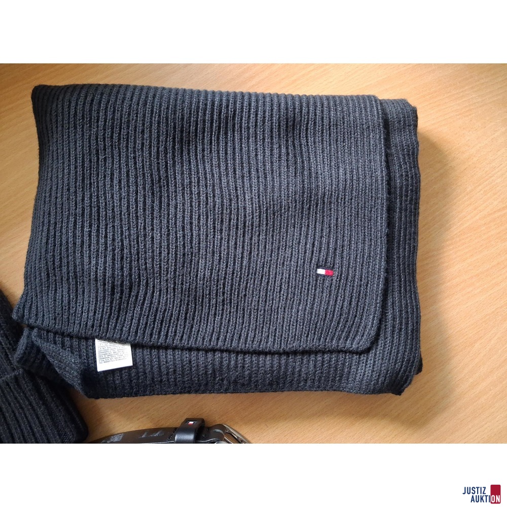 Tommy Hilfiger