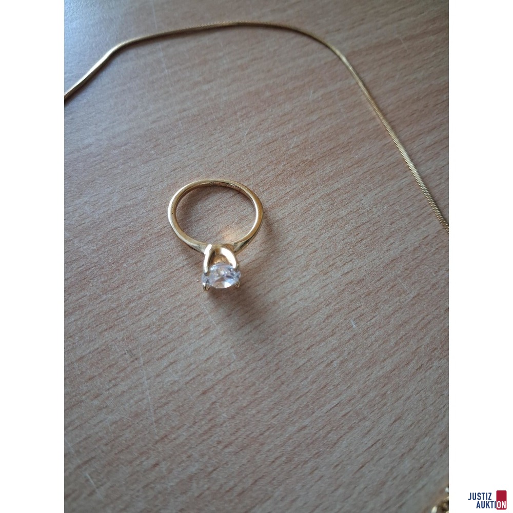 Modeschmuck 2- teilig&period;